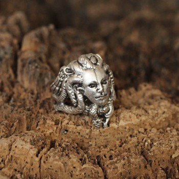 Medusa Model Ayarlanabilir Erkek Yüzük Medusa Model Ayarlanabilir Erkek Yüzük
